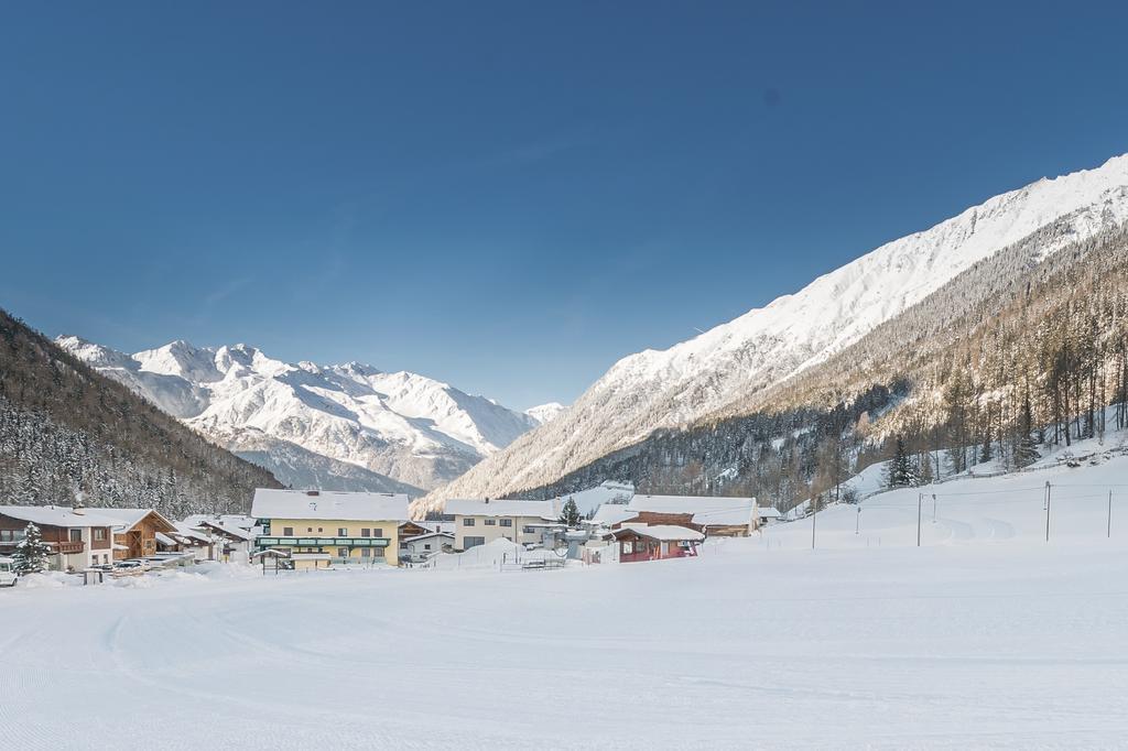 Ferienwohnungen Haus Daheim Ленгенфельд Екстер'єр фото